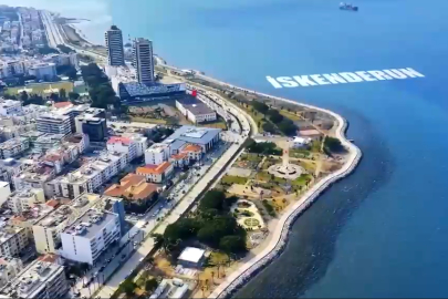 İSKENDERUN SAHİL DÜZENLEMESİ VE YENİLEME PROJESİNDE ÇALIŞMALAR DEVAM EDİYOR